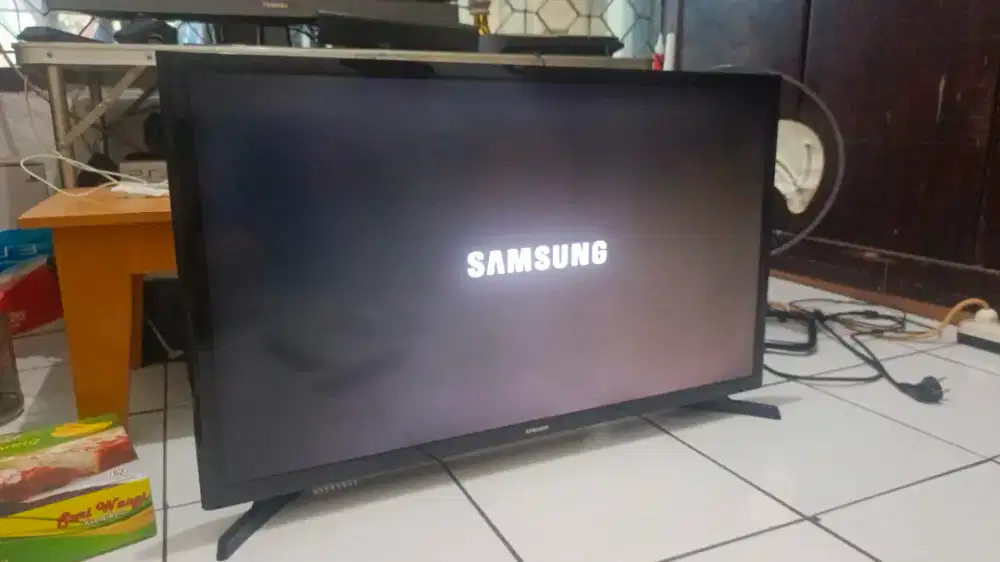 Jual TV led 32 inch (ada 3 unit)