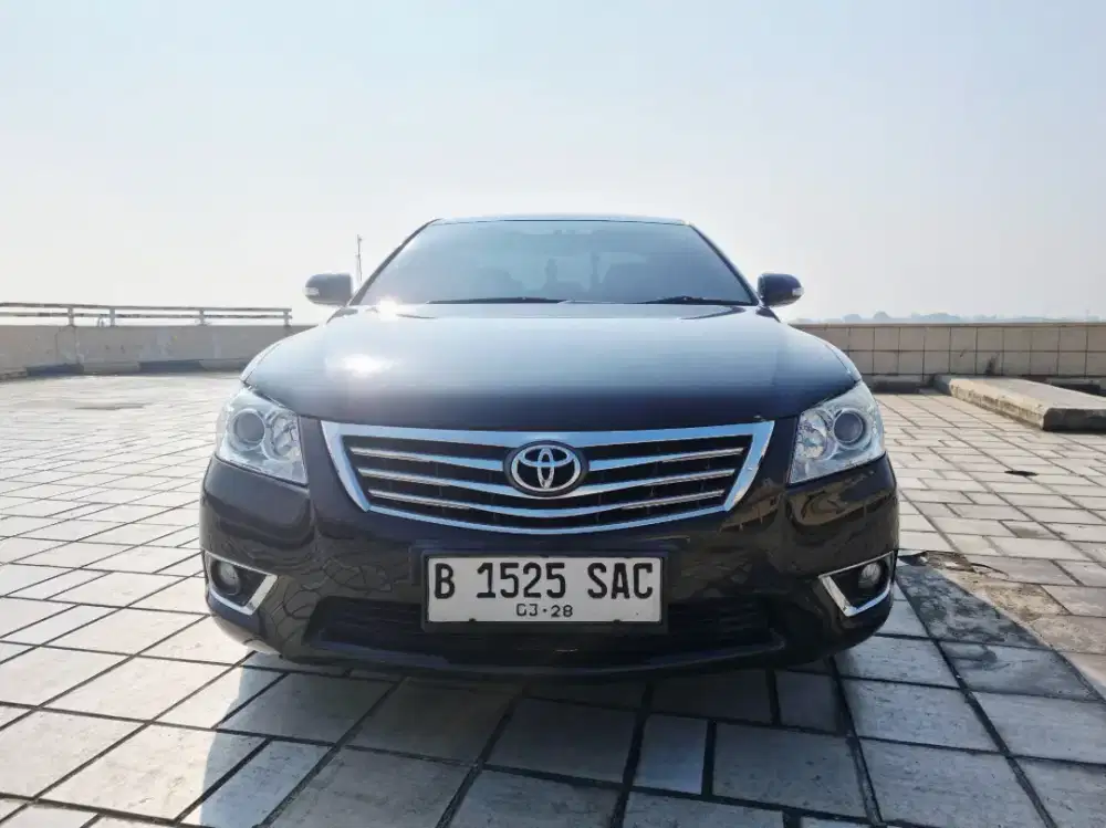 Toyota Camry V AT 2010