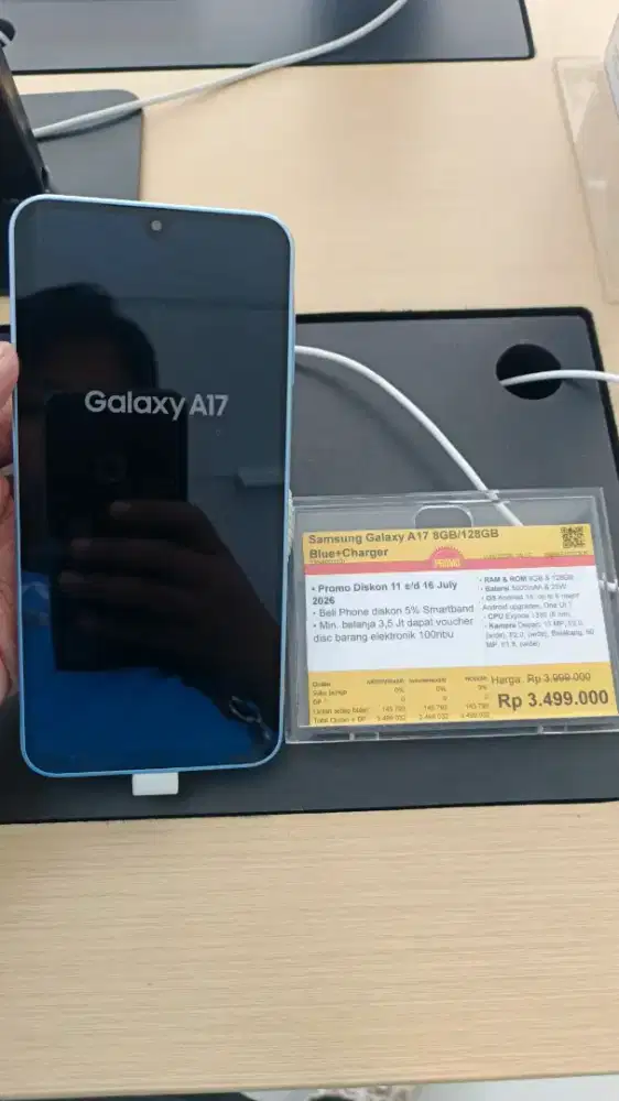 SAMSUNG GALAXY A17