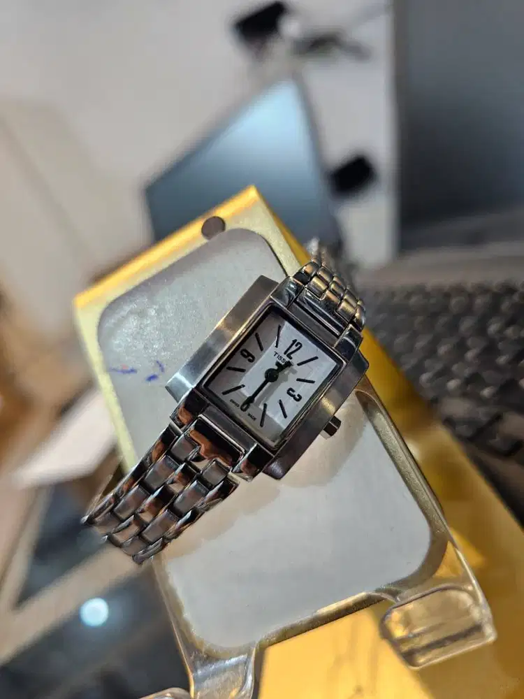 Jam Tangan Tissot Premium Mewah Utk Wanita Berkelas