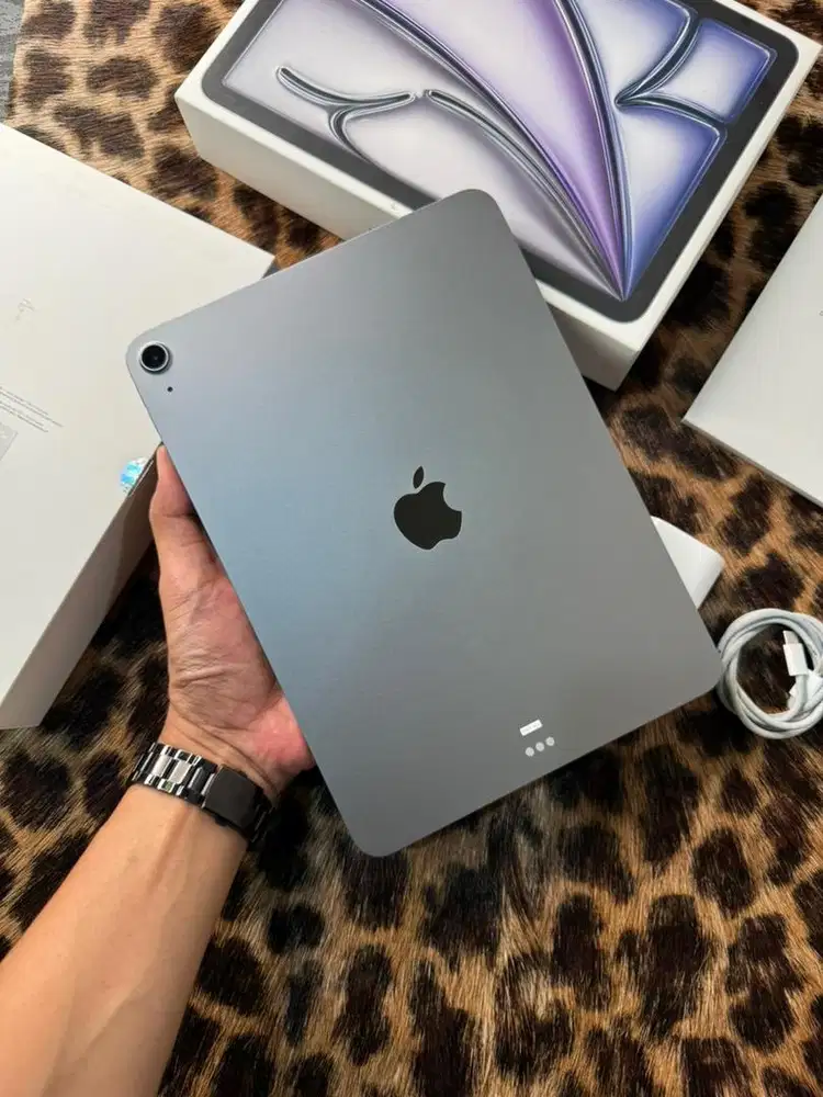 iPad Air M3 128GB BH100/CC:17 Wifi Resmi (Gray)