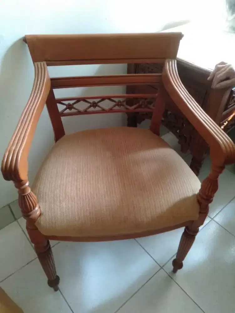 Di Jual Kursi ukir jati