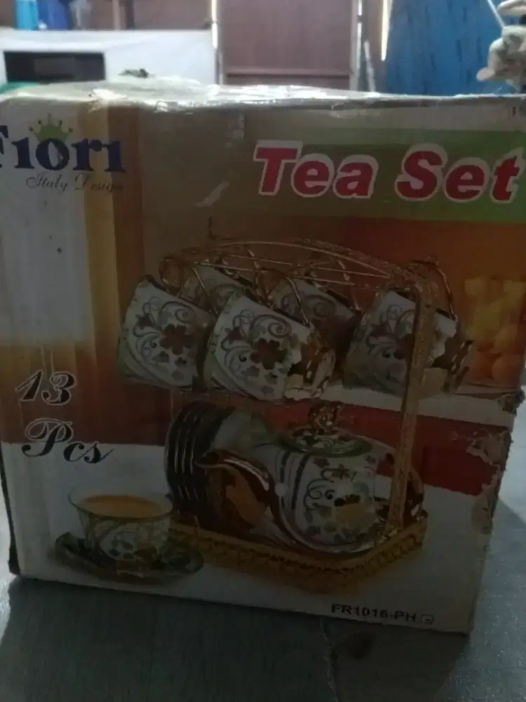 Satu set tea barang baru