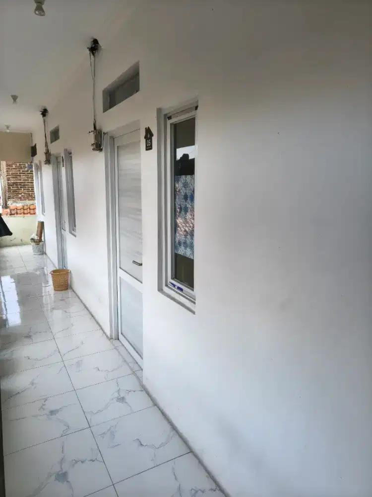 Disewakan / Dikontrakan Kamar parkir motor aman kunci gerbang