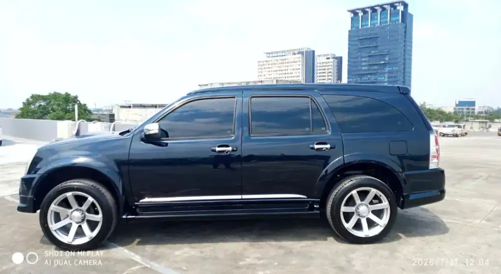 ISUZU MU7 build up