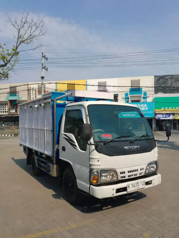 Isuzu elf Nhr engkel bak surat box