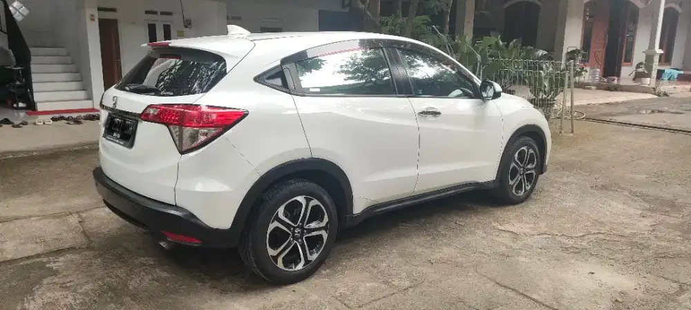 Honda HRV 1.5 SE. AT 2021 Putih
