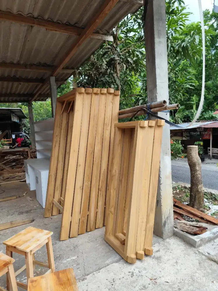 Pintu kusen dan jendela