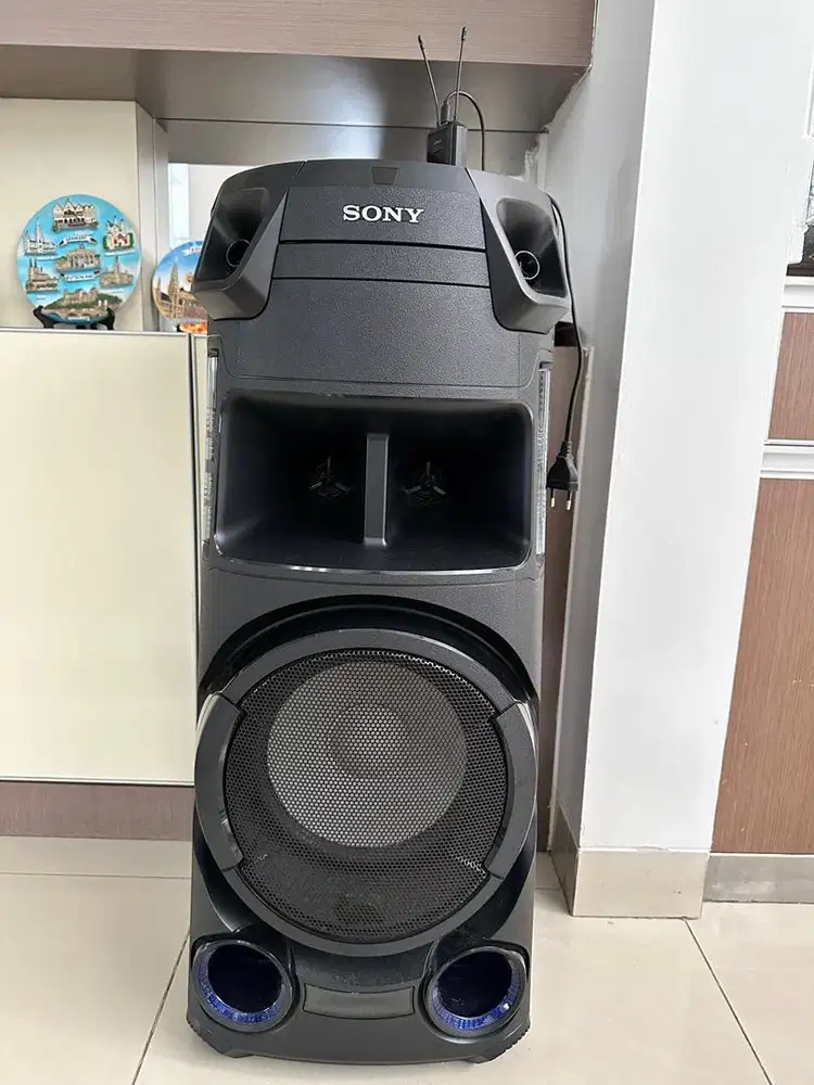 Paket Speaker Sony MHC-V43D + Sharp CBOX-B U30 / CBOX-B658UBO