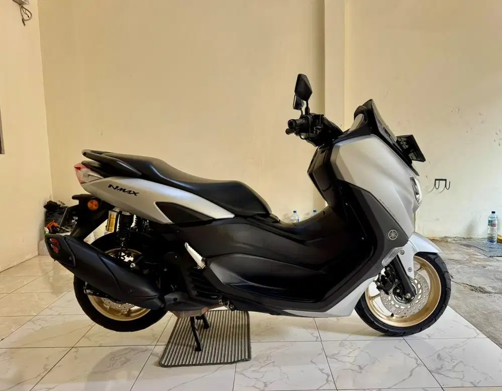 Yamaha Nmax Keyless ABS (Tipe Tertinggi) MULUSSS Pajak Panjang