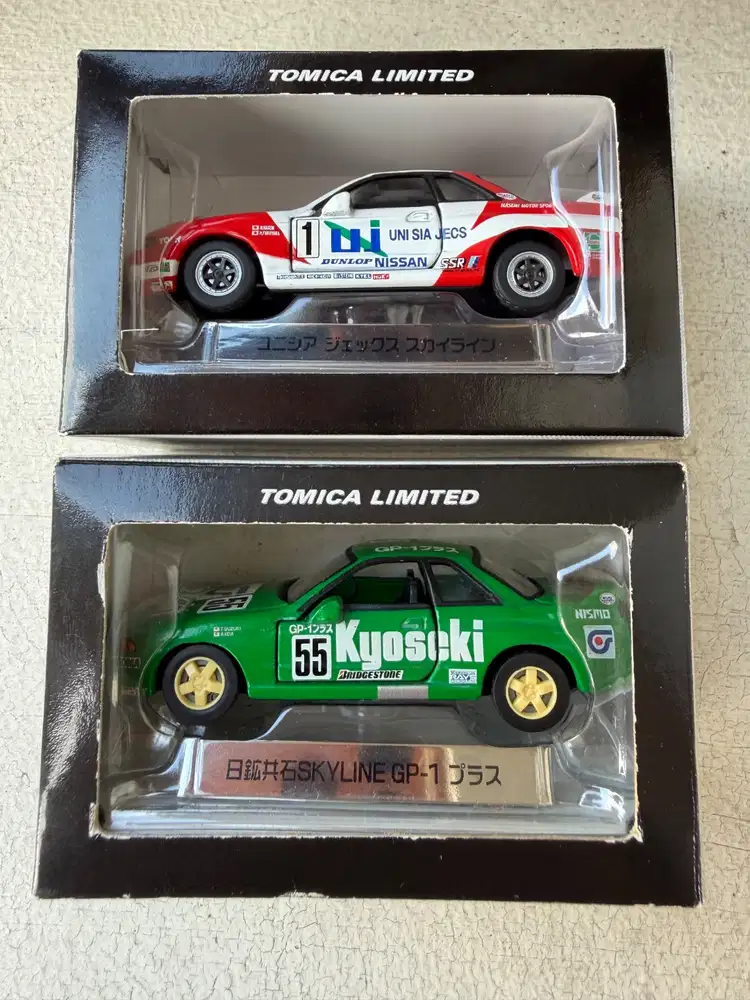 Diecast Tomica Limited Vintage JTC Nissan Skyline R32 GTR Legend