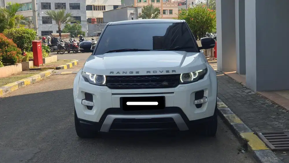 Range rover evoque dynamic luxury 2013 putih