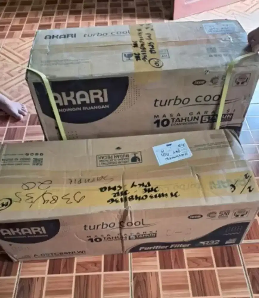 Dijual AC 0,5 pk akari 05TC888NWL blm buka kotak masih baru