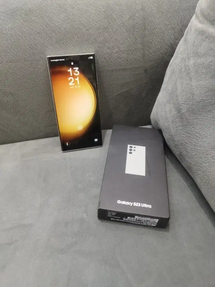 Samsung S23 ultra 12/256gb