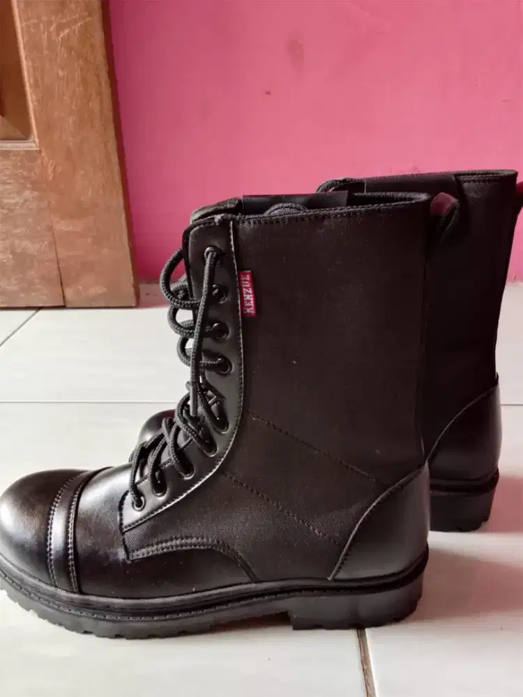 Forsale sepatu boots laki laki