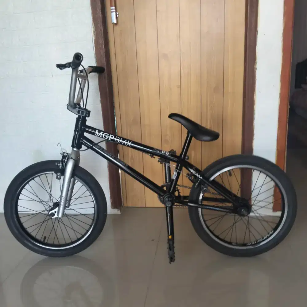 Sepeda bmx khe 18 inci