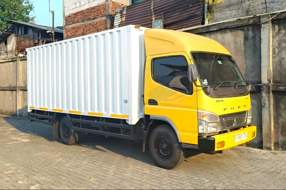 MULUS Mitsubishi coltdiesel engkel long canter FE 71 L box besi 2022