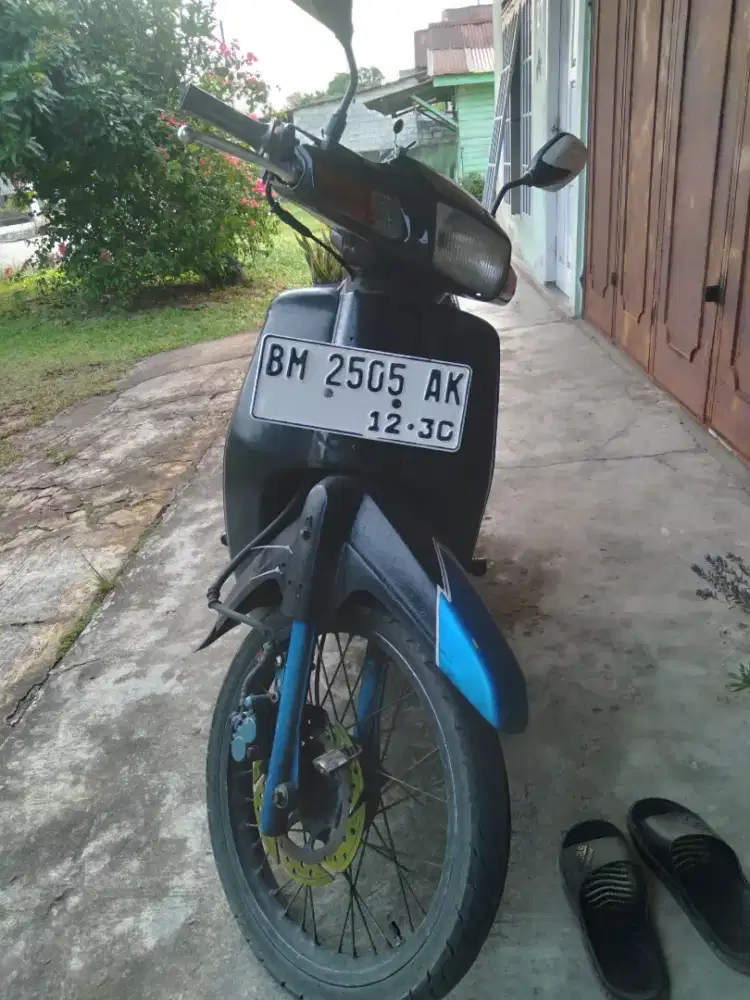 Astrea Grand Tahun 1995