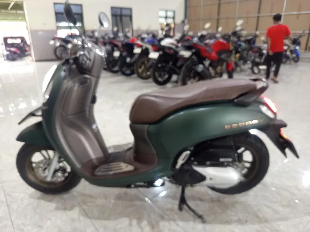 Scoopy Prestige 2023