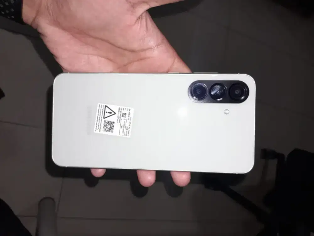 Samsung a56 12/256Gb