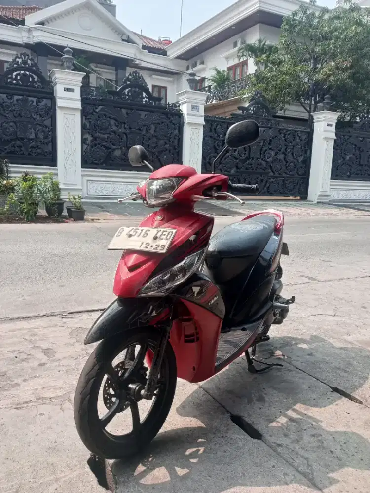 Mio J 2014 merah