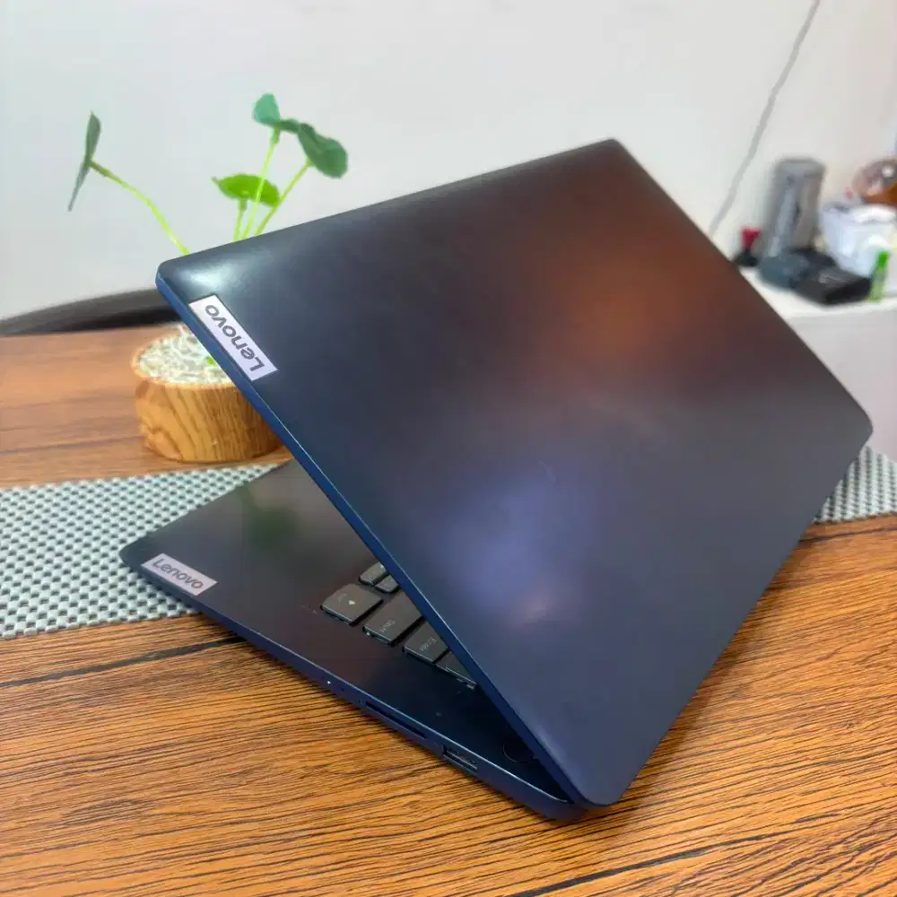 LENOVO IDEAPAD SLIM 3 8/512GB
