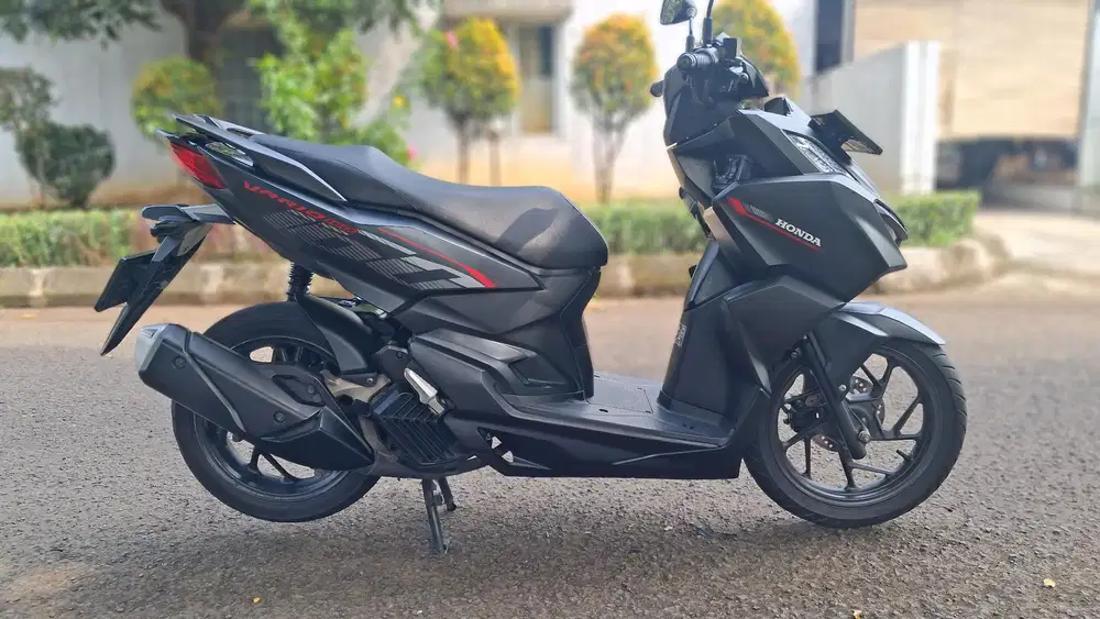 (A) Allnew Vario 160 CBS 2023 KM LOW