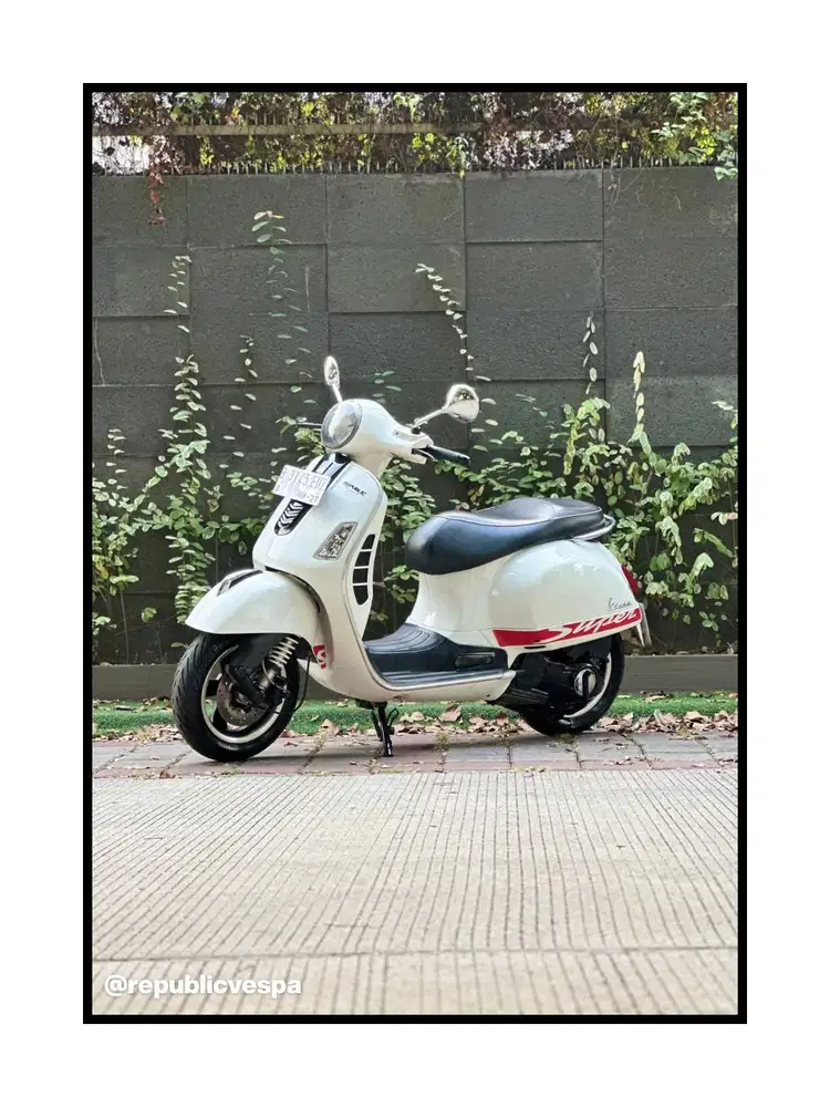TERMURAH PIAGGIO VESPA GTS 150 3V TAHUN 2014 WARNA MONTE BIANCO