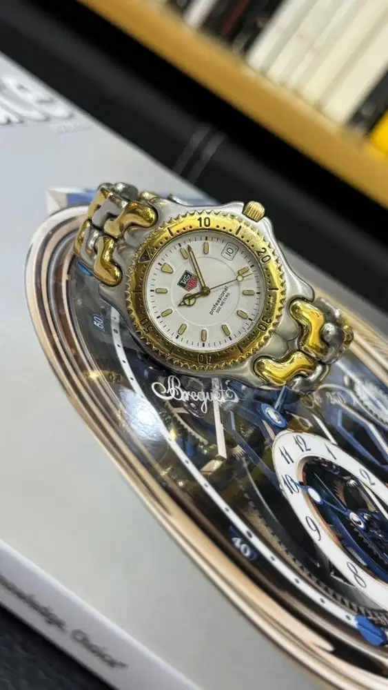 Tag Heuer S/EL Professional Gold