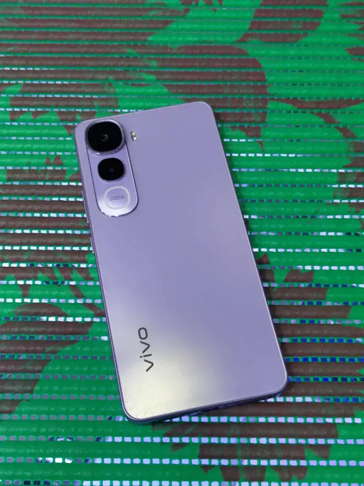 Vivo Y400 8/256 Gb Ungu
