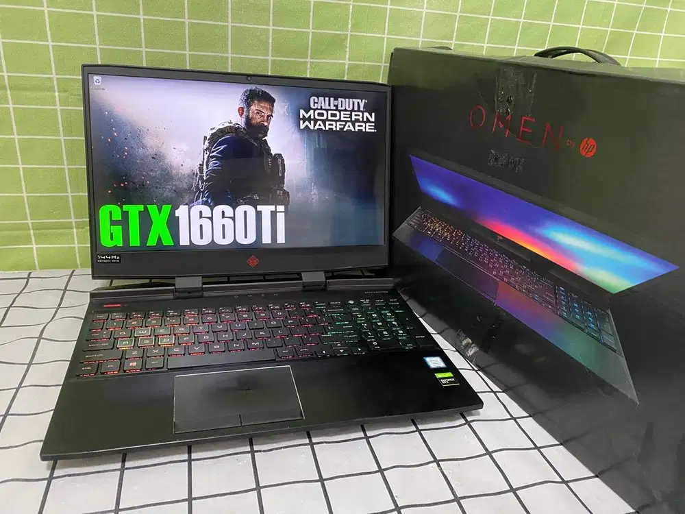 Hp omen 15 core i7 GTX1660Ti 6gb 16gb/256gb/1Tb 144hz Srgb