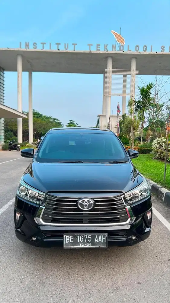 Kijang Innova Reborn 2.4 V Diesel Matic 2021