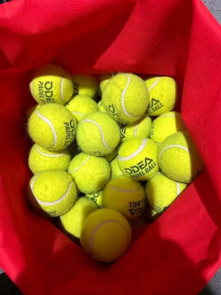 Jual bola padel