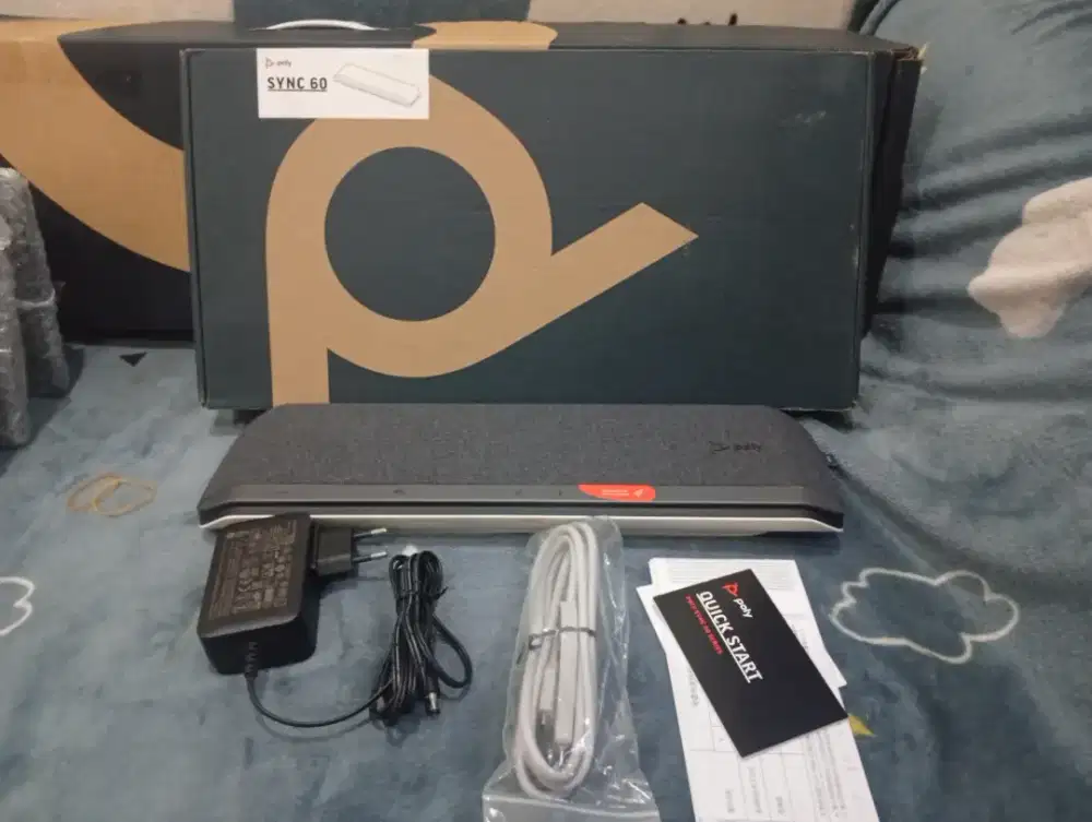 Poly Sync 60 Smart USB & Bluetooth Conference Speakerphone (Mulus 95%)