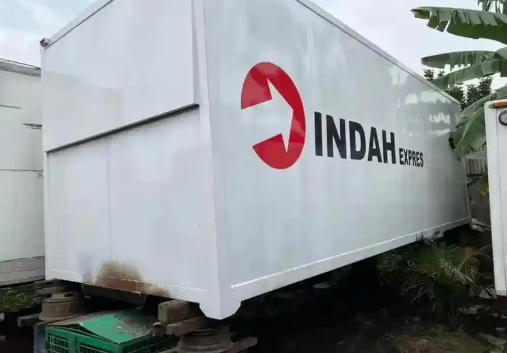 Mitsubishi FUSO BOX 2018
