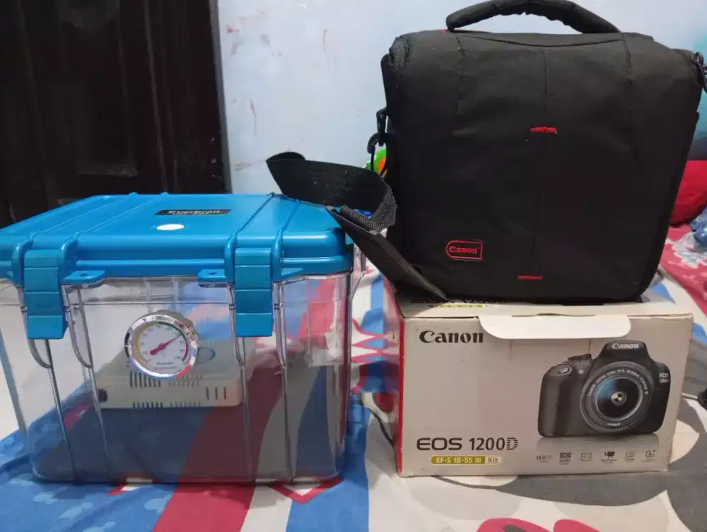 Kamera Canon Eos 1200D Lengkap & Drybox Merk Everbrait