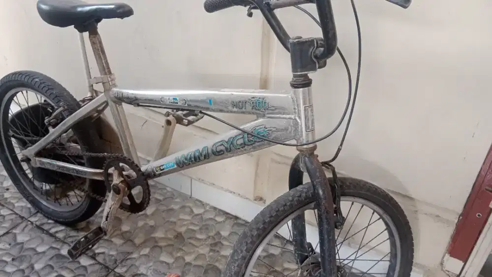 Dijual sepeda BMX HOT 20 INCH 500 RIBU