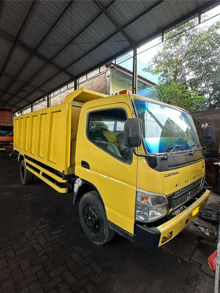 Mitsubishi Canter Ps136HDL 2017 DUMP TRUCK BARU
