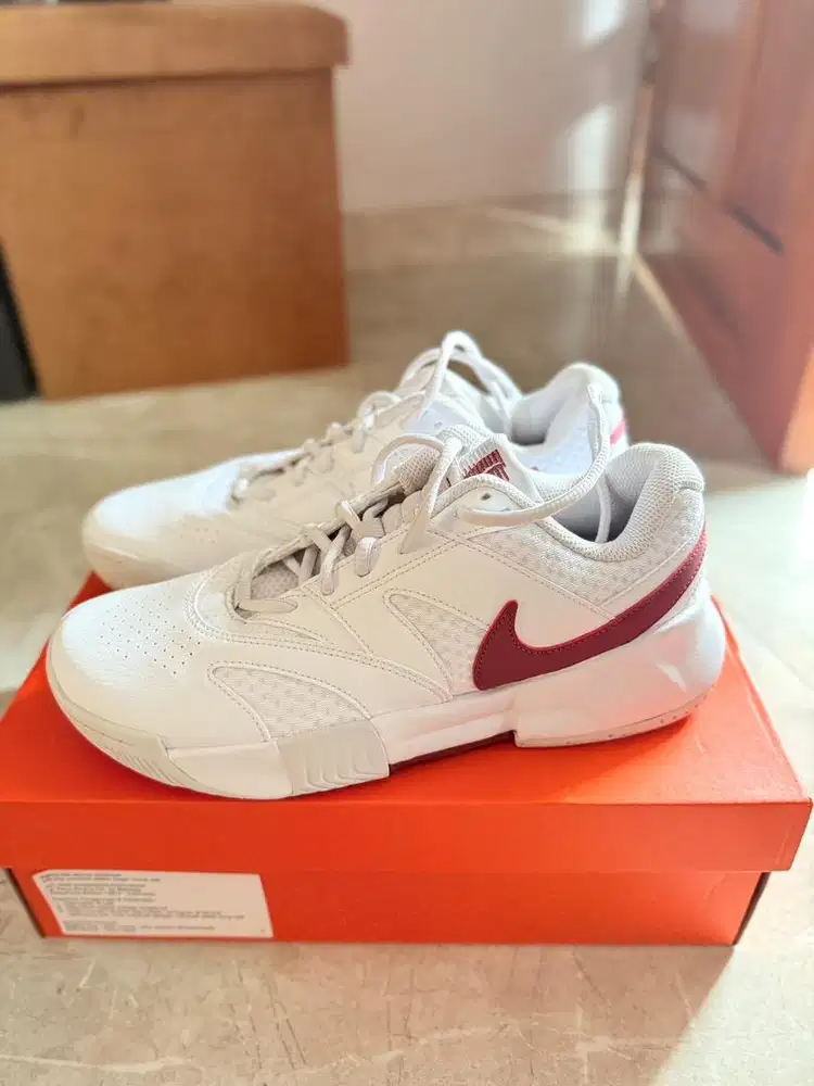 sepatu sneakers unisex