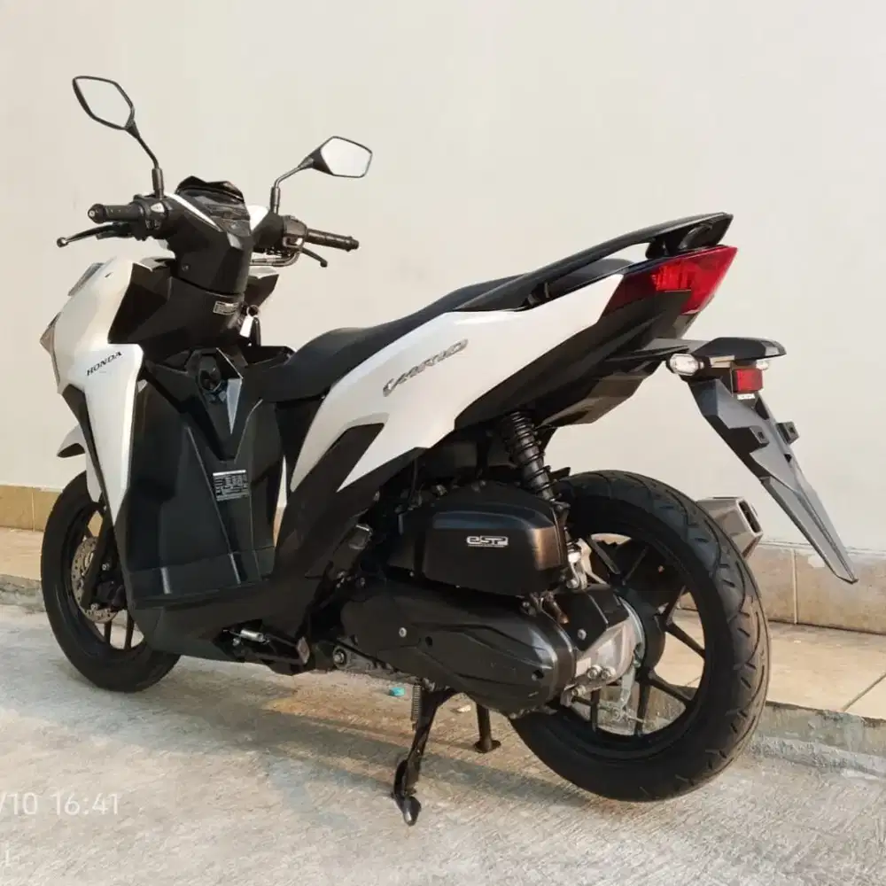 HONDA VARIO 125 CBS ISS TAHUN 2022 CASH KREDIT MURAH DP MULAI 700 RB