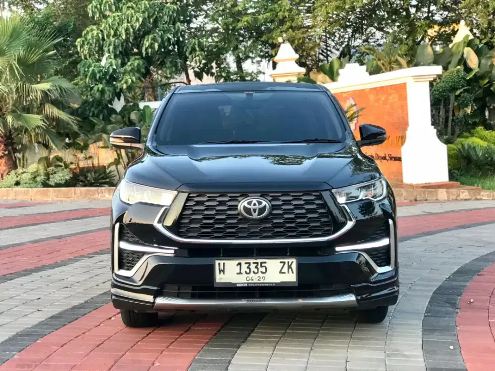Innova Zenix V HYBRID modelista 2023 istimewa LOW KM