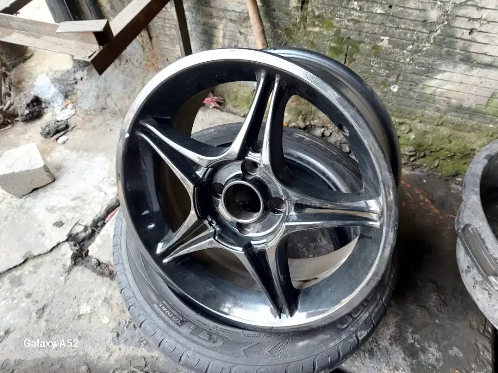 Velg Racing r16 1 buah Pcd 4x100
