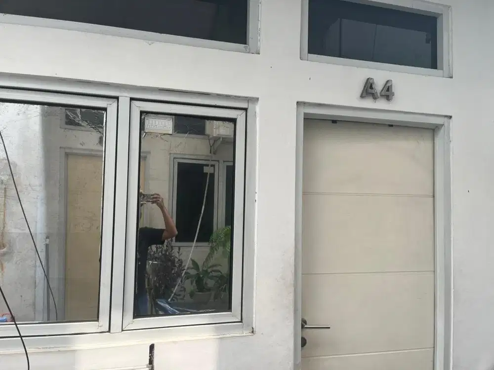 Disewakan rumah 2 lantai lokasi kramat pulo gundul