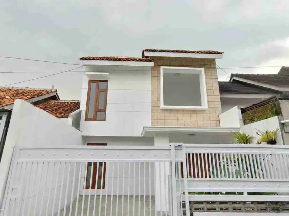 Rumah Baru 2 Lt Menggoda di Mojosongo dekat Ke RS Muwardi Solo