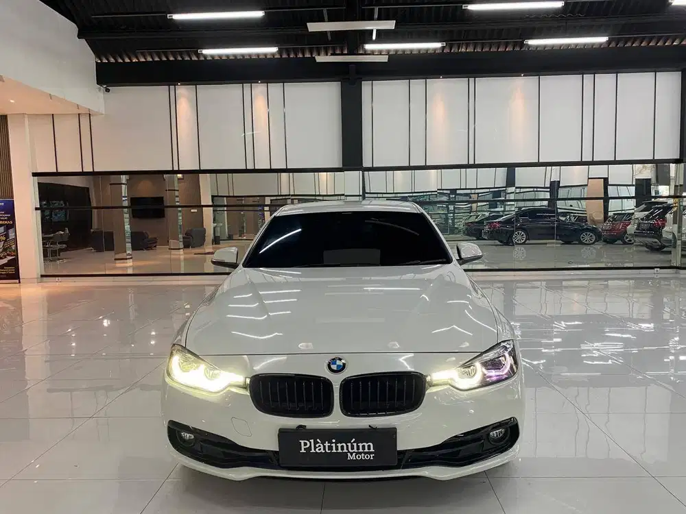 BMW 320I SPORT SHADOW EDITION
