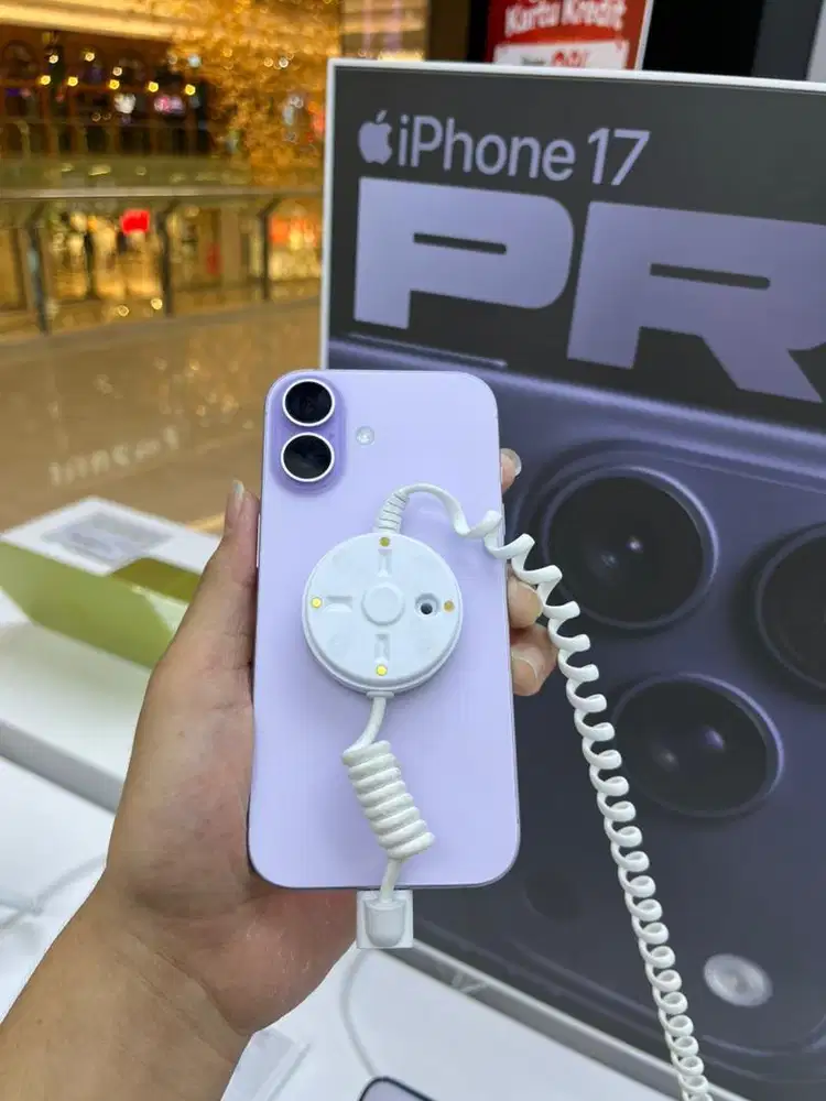 iPhone 17 Free adapter