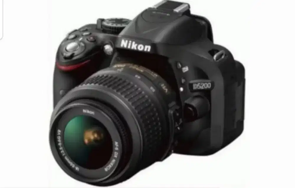 Camera nikon D5200 kondisi mint nego tipis