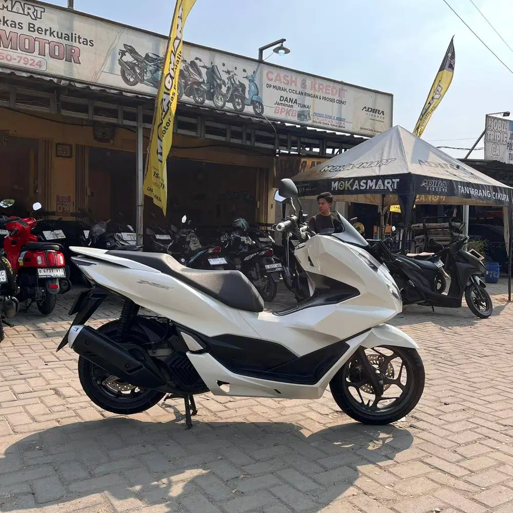 HONDA PCX 160 CBS 2022 SECOND LIKE NEW