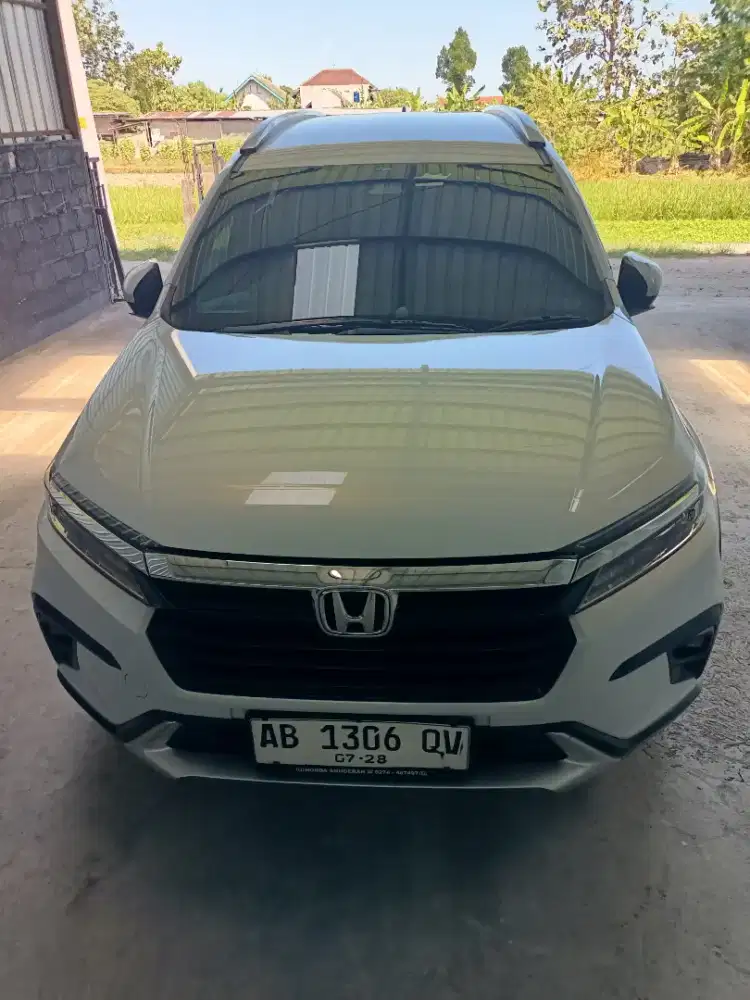 Honda BRV 1.5 Prestige HS CVT Sensing LOW KM AB1 istimewa