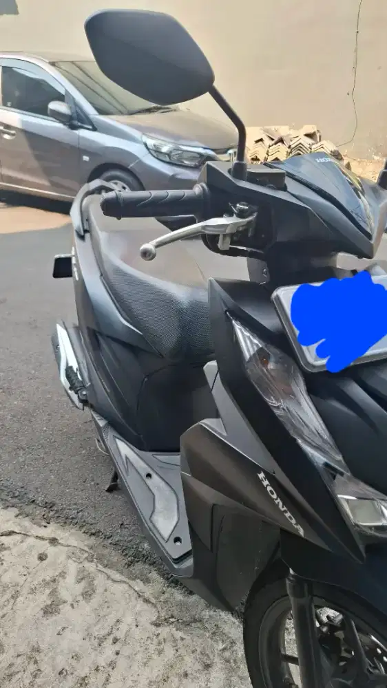 Di jual Honda Beat deluxe warna hitam,pemakaian pribadi siap pakai